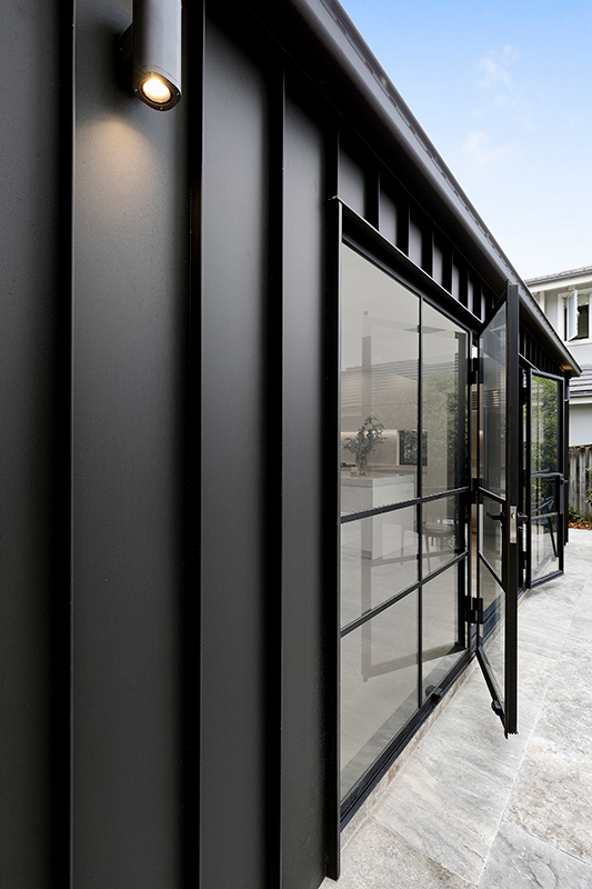 0_Earle_Street_27_Cremorne_(Rear_Portrait)